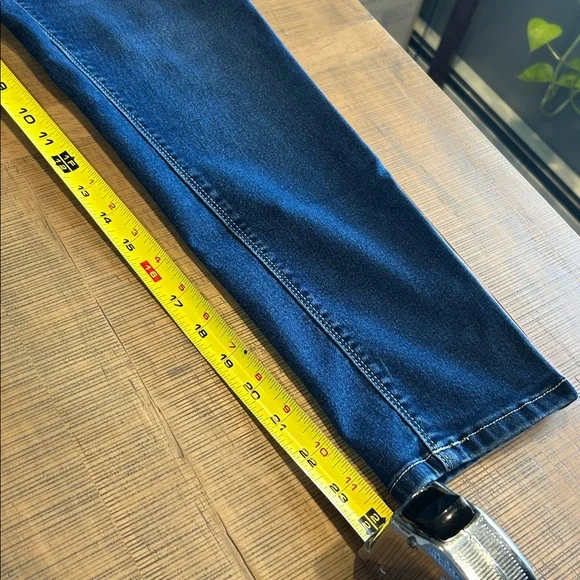 Curve Blue Denim Stretch Jeans - Picture 5 of 7